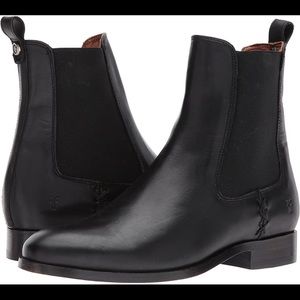 GUC Black Frye Melissa Chelsea boots 6.5